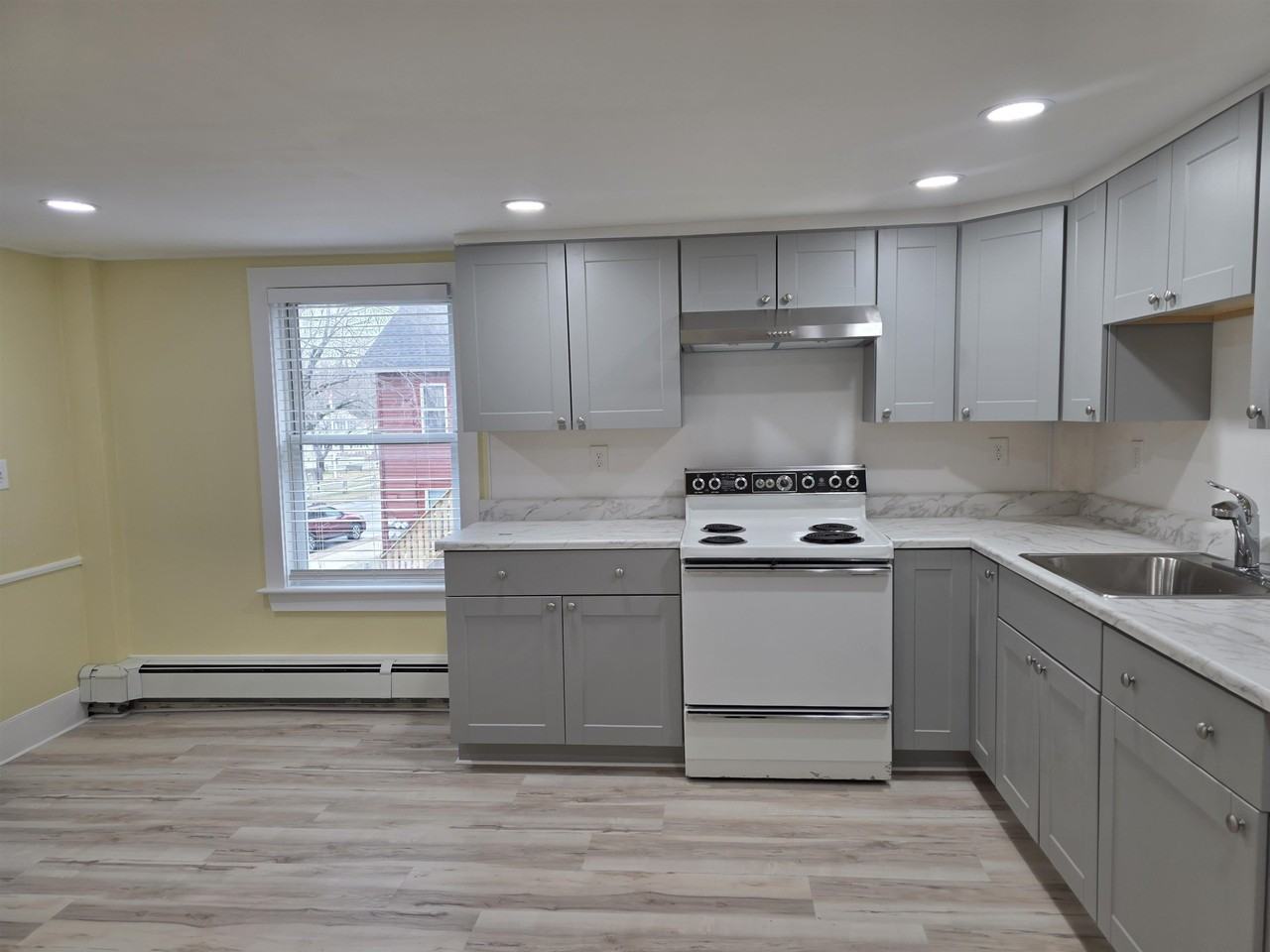 5 Central Sq #3 - Photo 6 of 15