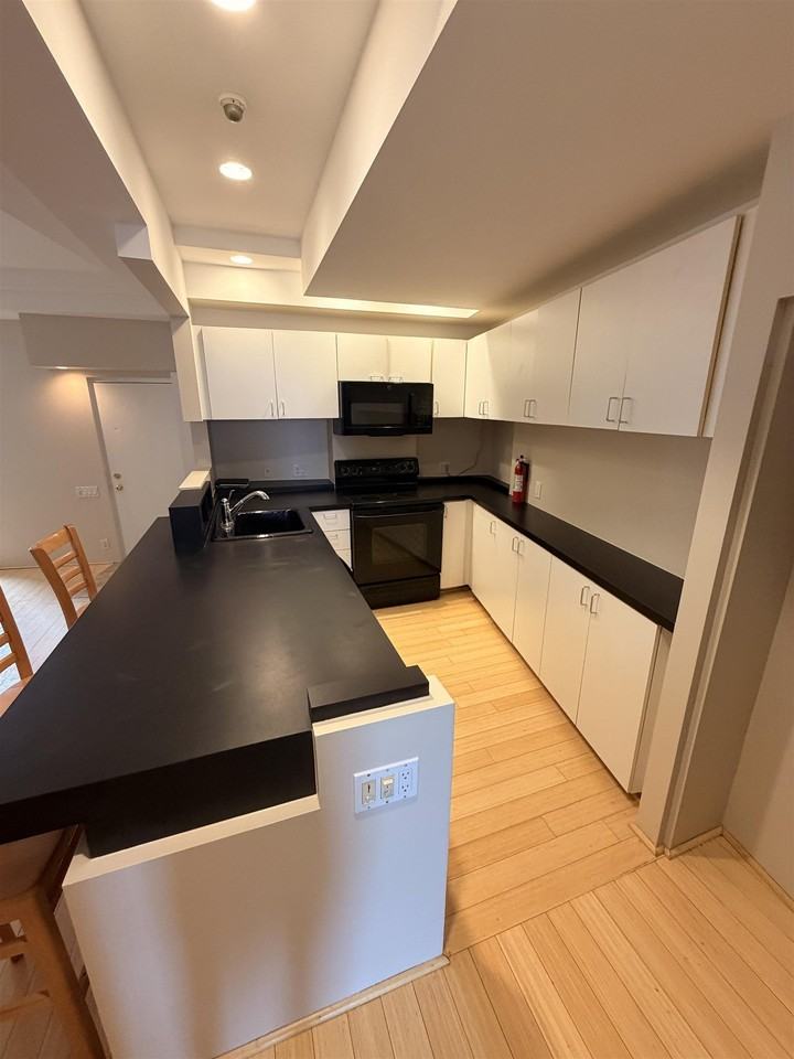 401 State St #P101 - Photo 6 of 22