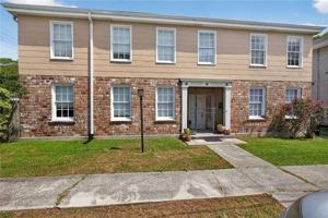 featured image of 7933 Belfast St #UPPER