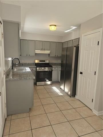 11040 Roger Dr #C - Photo 4 of 23