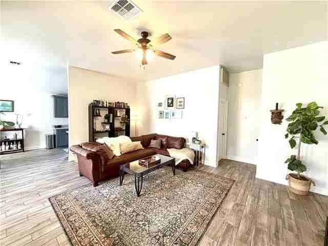 2005 Rapatel St - Photo 2 of 16