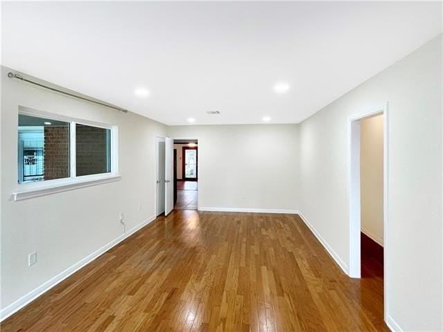 1015 Homestead Ave - Photo 2 of 11