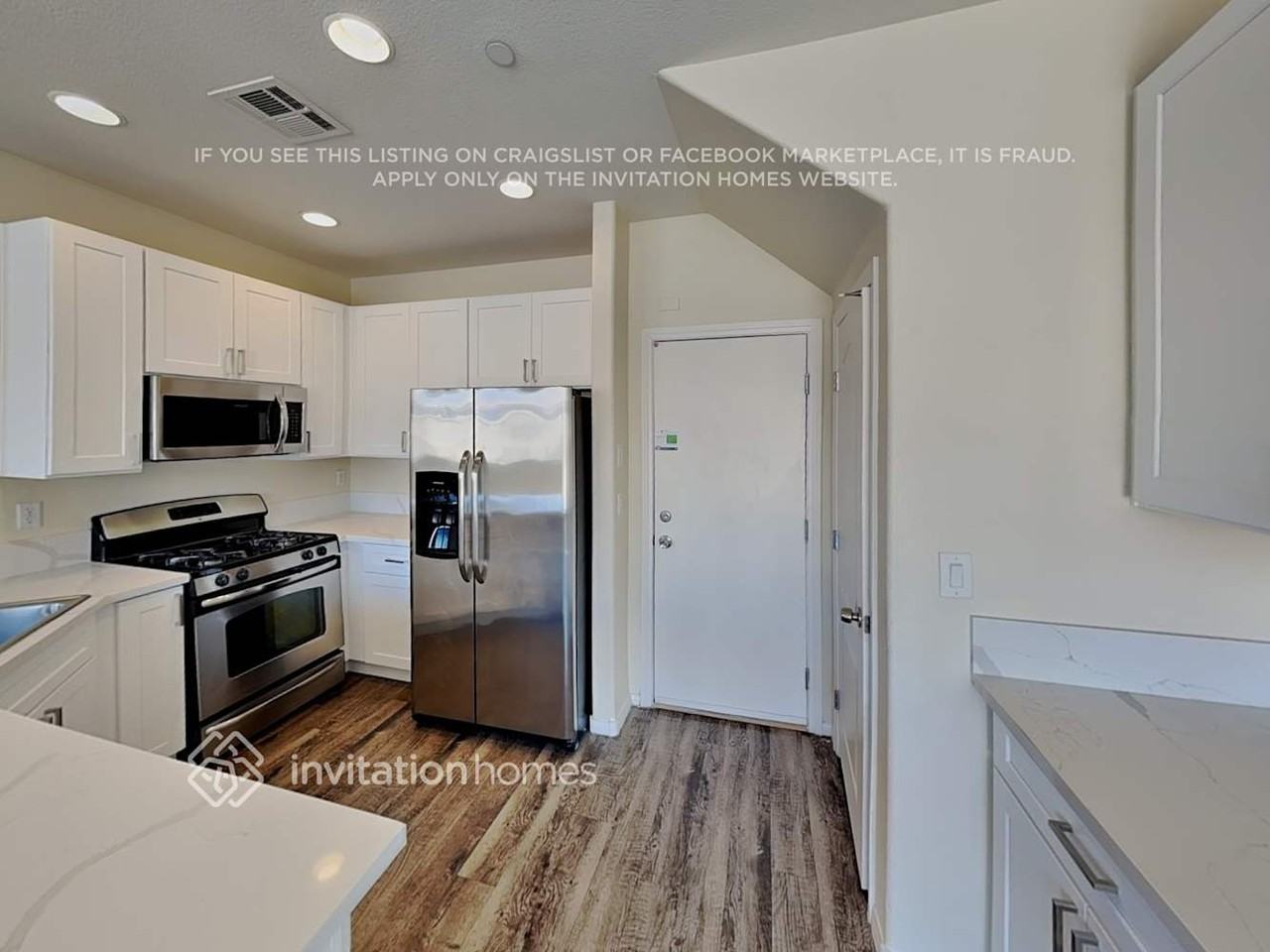 4509 Truscott Ct - Photo 3 of 12