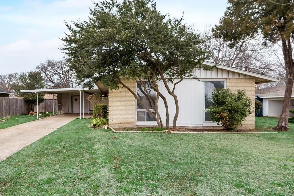 1815 Spring Ave - Photo 3 of 19