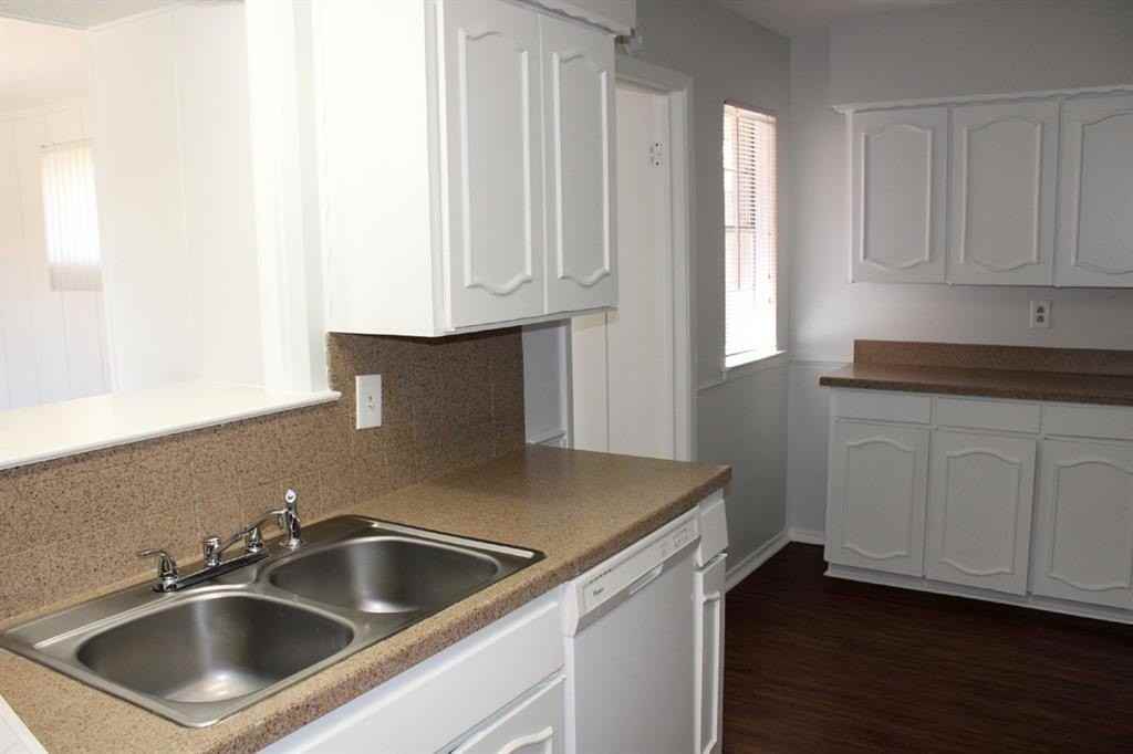 124 Oakhurst Dr - Photo 6 of 18