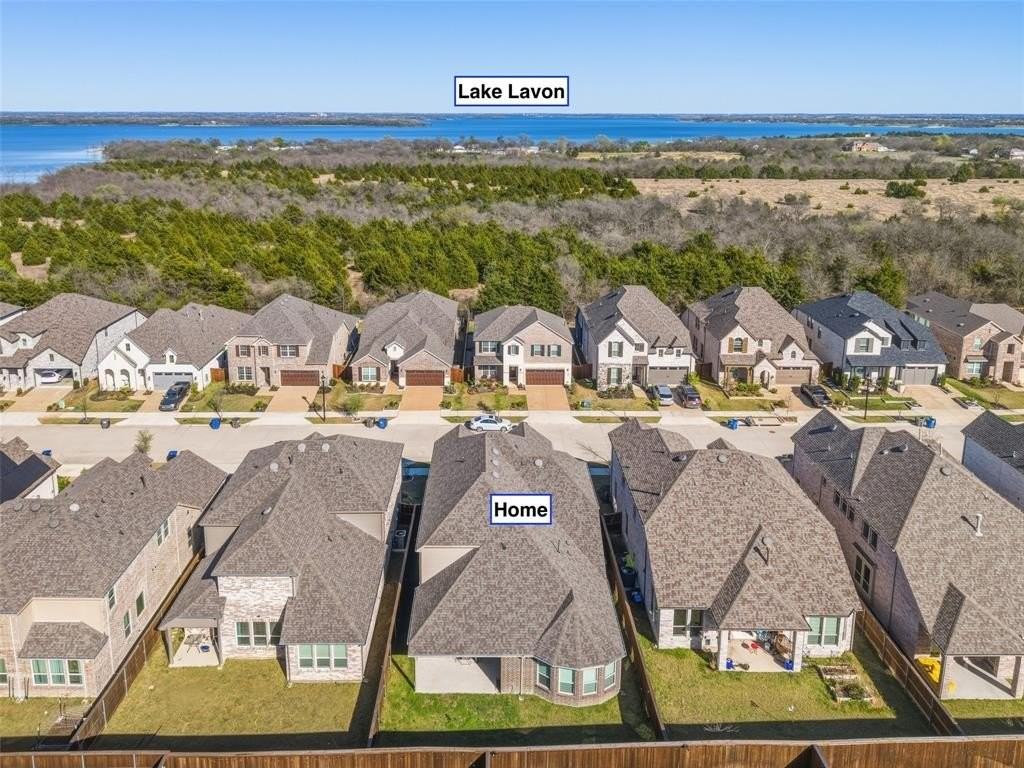 1934 Peace Pl - Photo 2 of 40