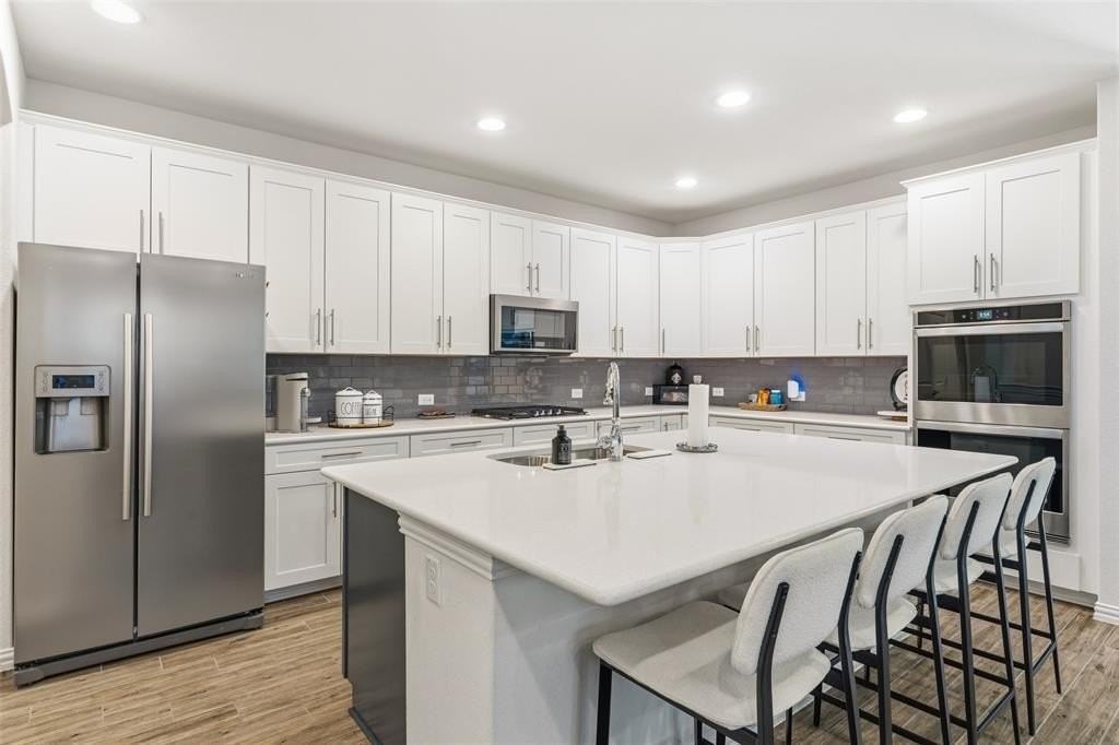 1934 Peace Pl - Photo 4 of 40