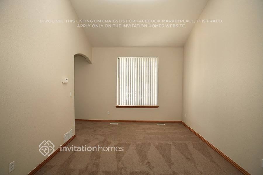 2931 S Tower Way - Photo 7 of 19