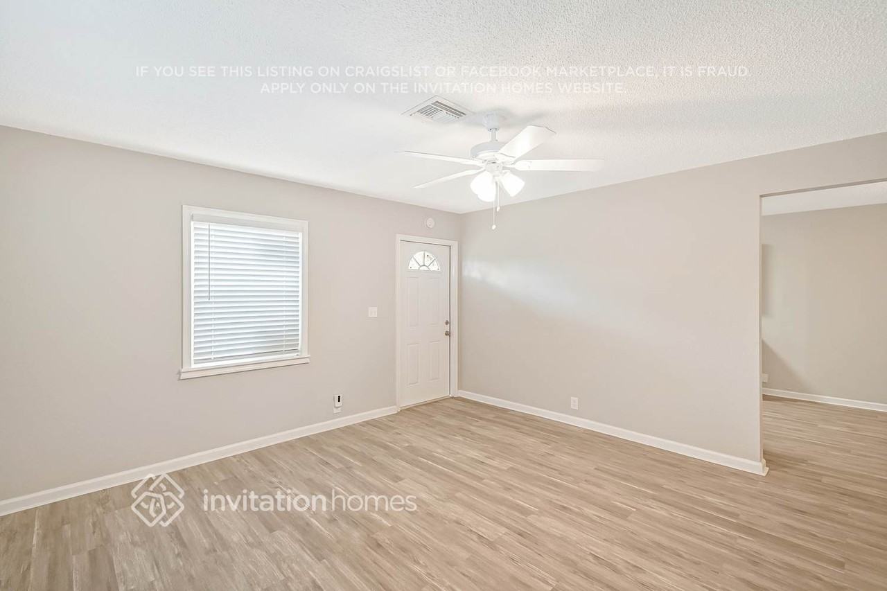 2746 Oklahoma St - Photo 6 of 26