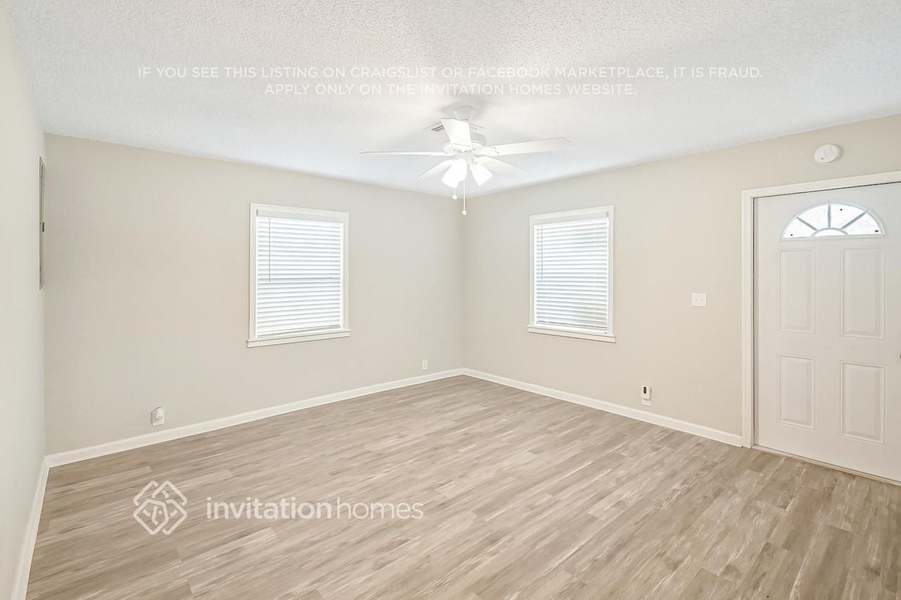 2746 Oklahoma St - Photo 7 of 26