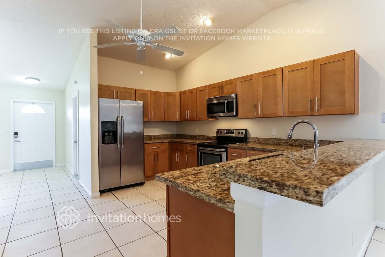 6225 Mullin St - Photo 6 of 19