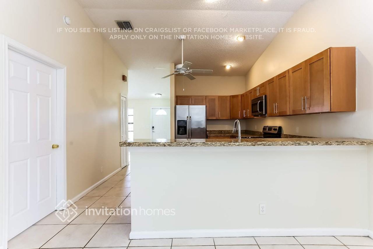 6225 Mullin St - Photo 7 of 19