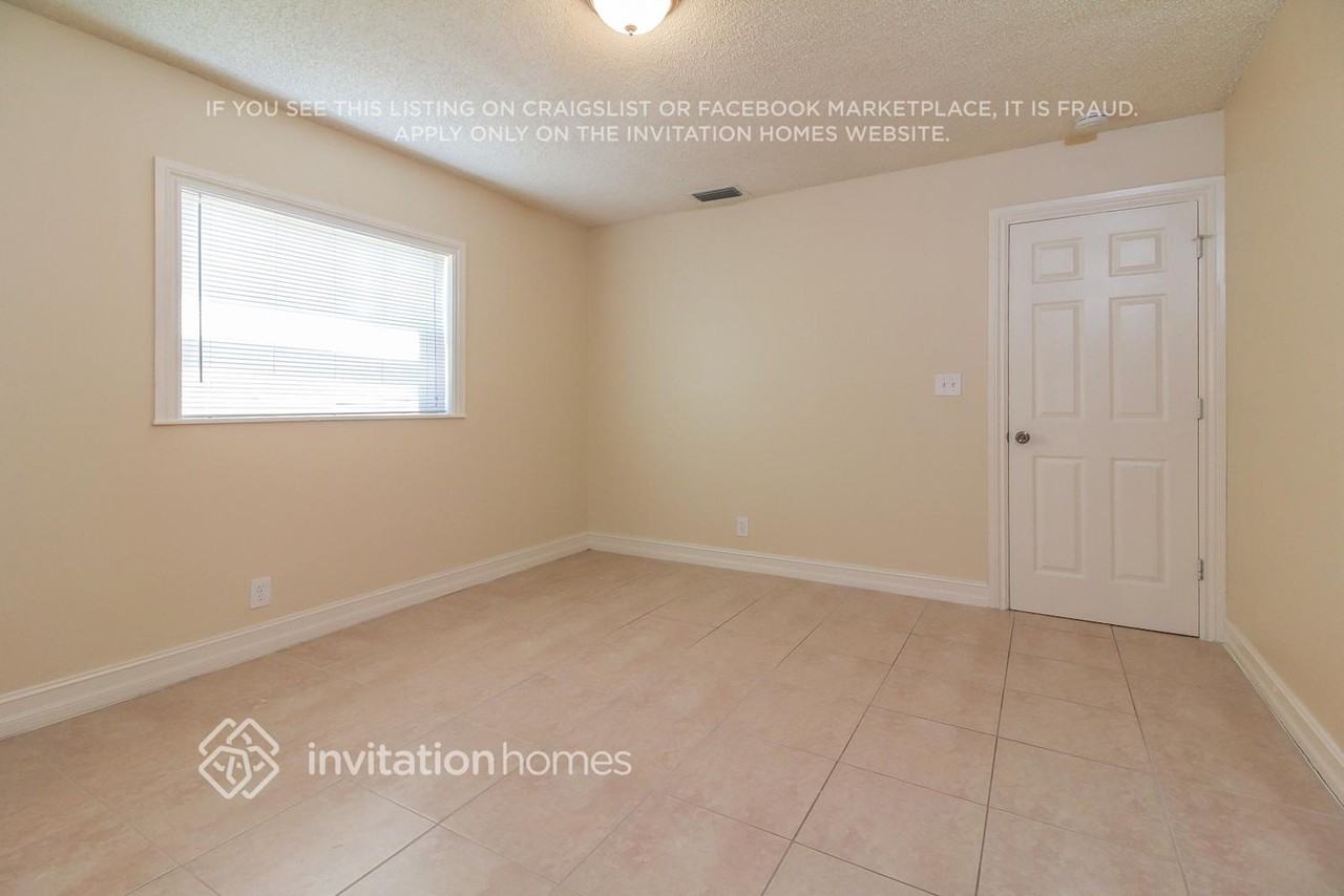 22816 Sw 65th Way - Photo 7 of 14
