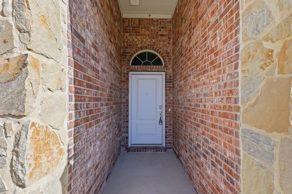 11305 Aspen Trl - Photo 2 of 39