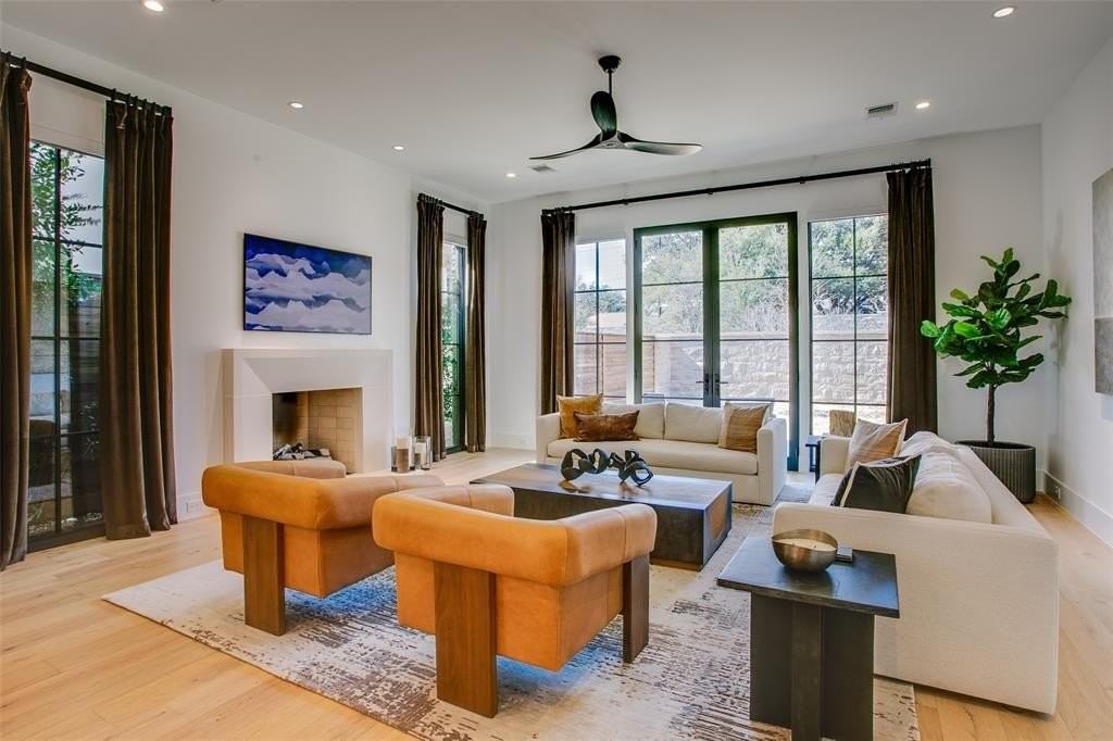 9721 Kerrisdale Ln - Photo 2 of 25