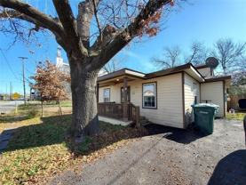 304 E King St - Photo 1 of 1