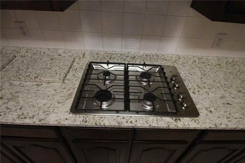 15602 Wrangler Dr - Photo 6 of 20