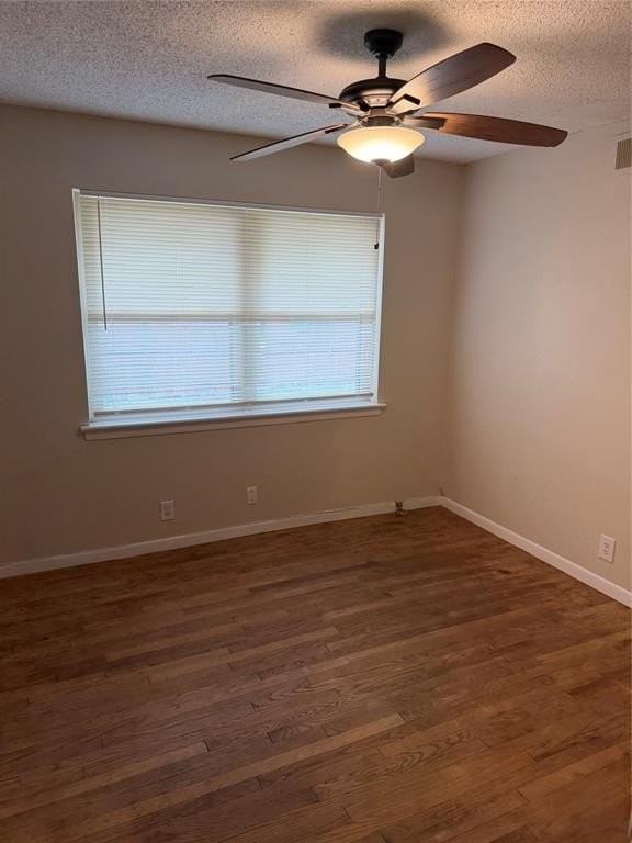 3253 Millmar Dr - Photo 5 of 10