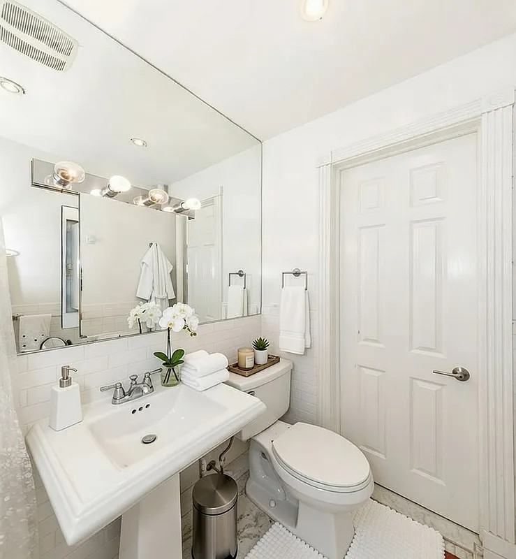 340 E 55th St #1A - Photo 4 of 4