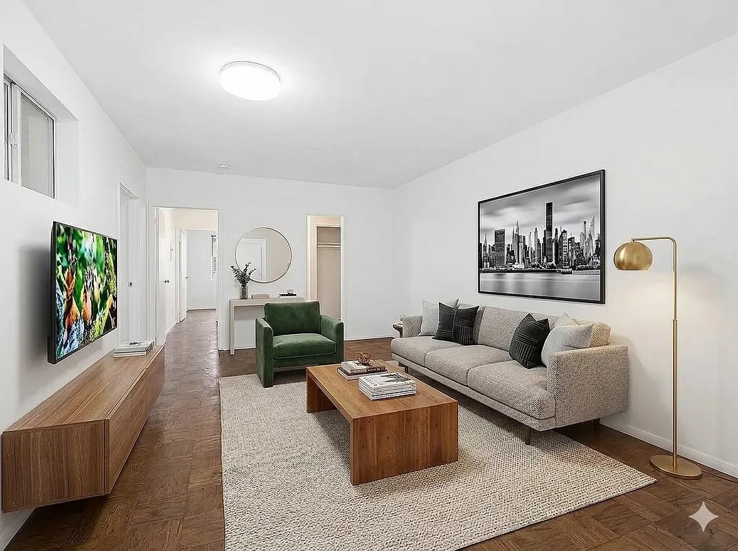 220 E 24th St #5I - Photo 5 of 7