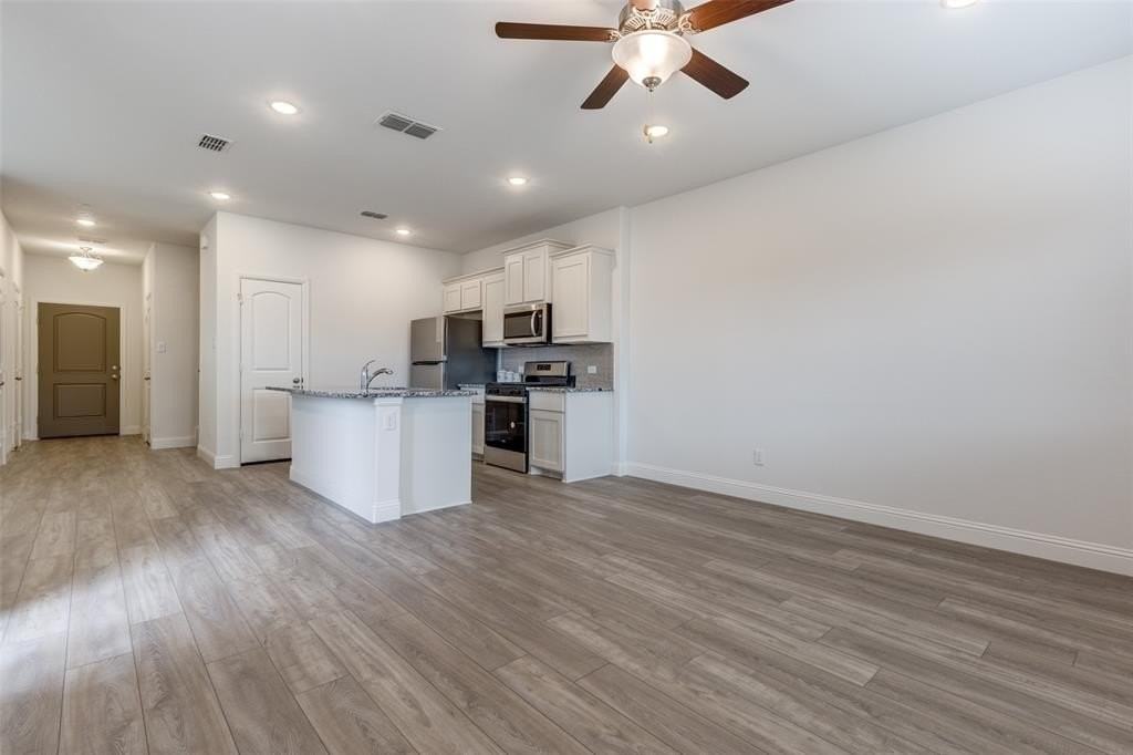 226 Griffith Dr - Photo 5 of 25