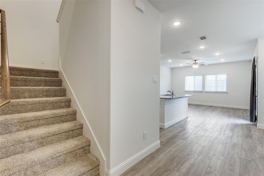 226 Griffith Dr - Photo 7 of 25