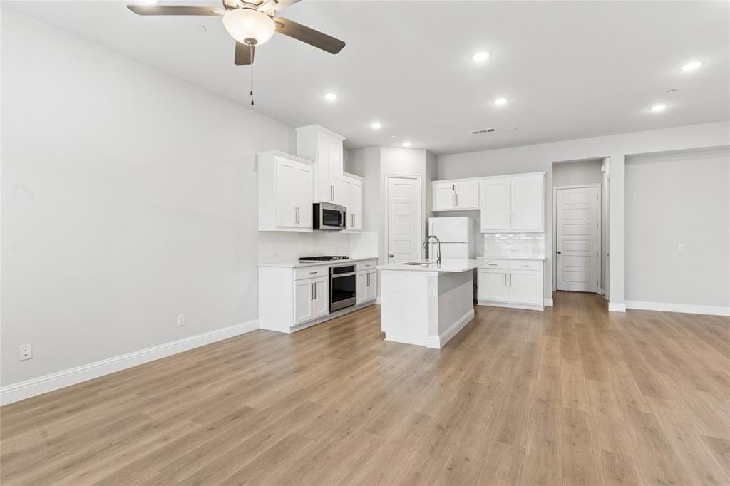 4701 Piedras Lanzar Dr - Photo 2 of 24