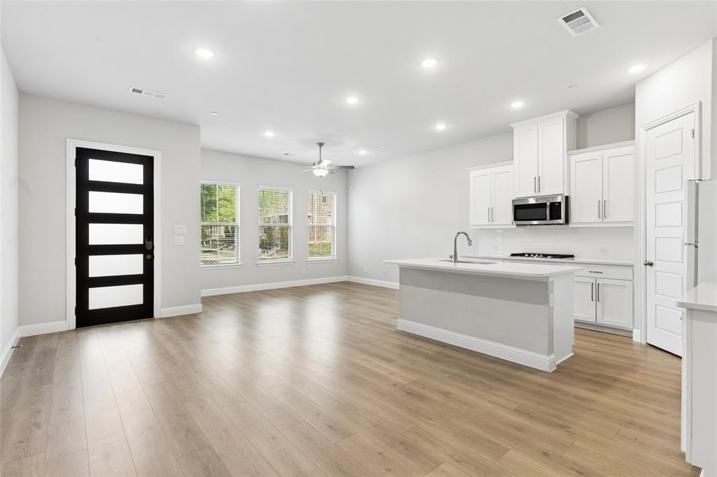 4701 Piedras Lanzar Dr - Photo 3 of 24