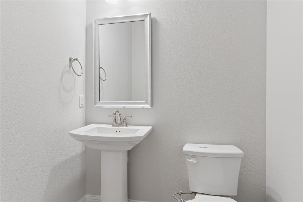 4701 Piedras Lanzar Dr - Photo 7 of 24