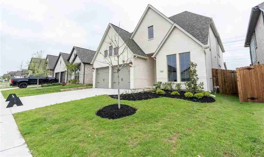 2519 Auburn St - Photo 2 of 34