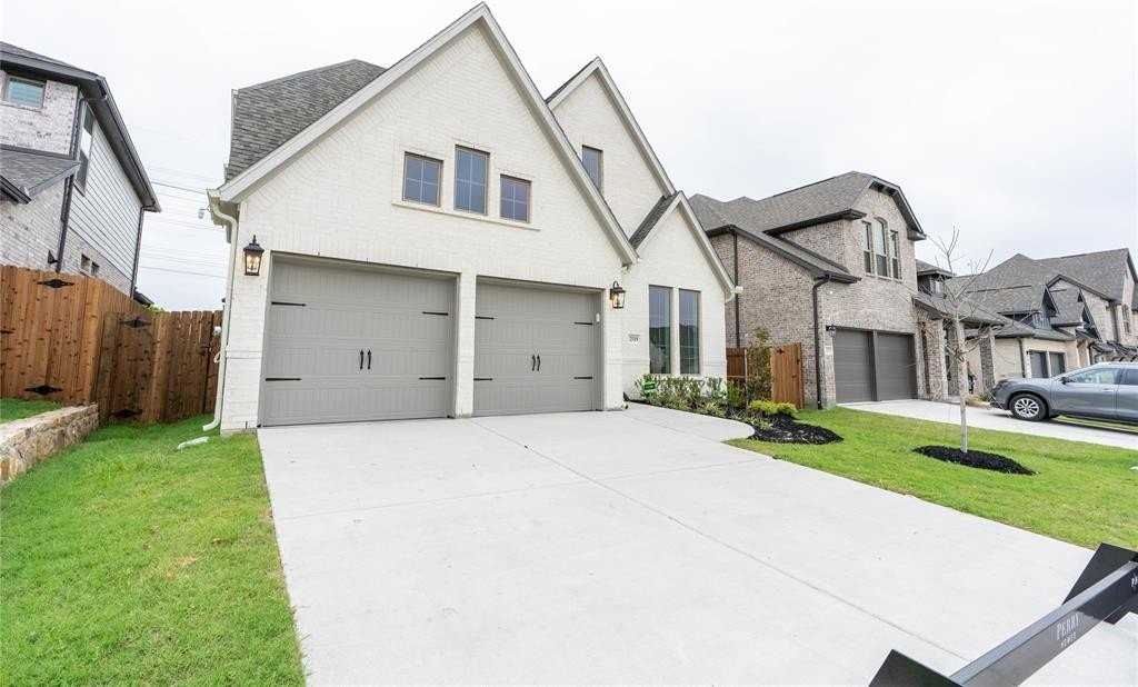 2519 Auburn St - Photo 3 of 34