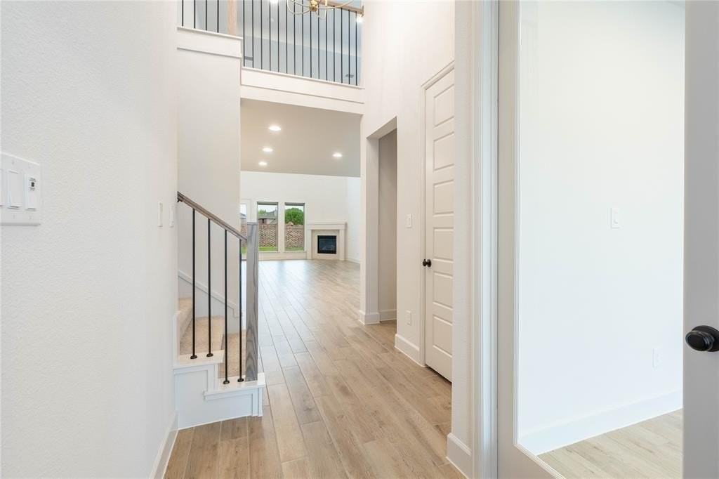 2519 Auburn St - Photo 5 of 34