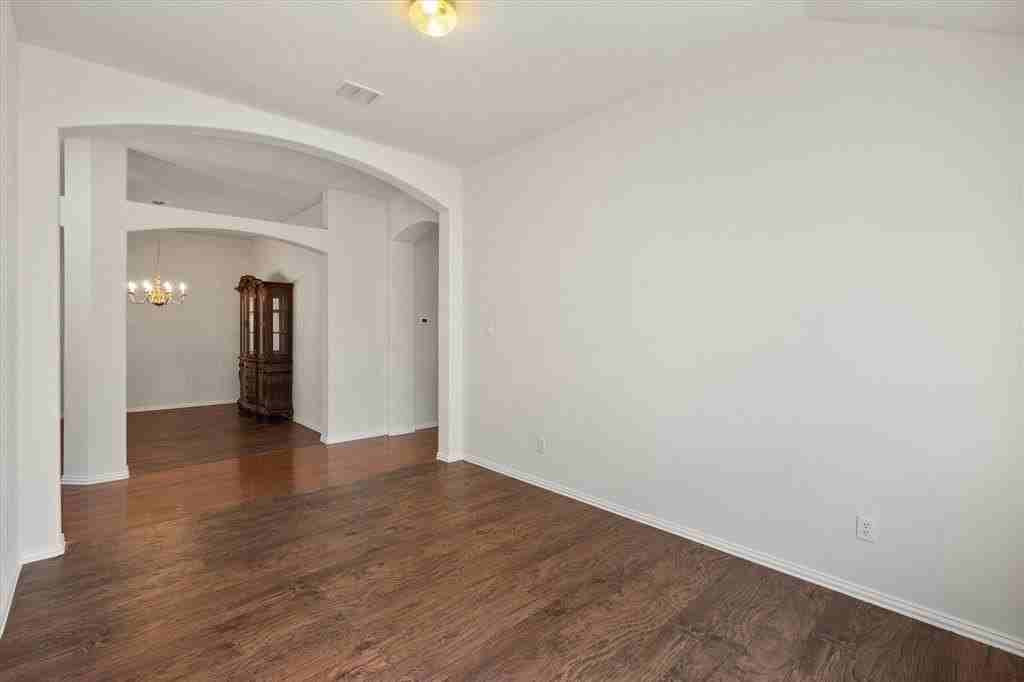 6705 Terrace Glen Dr - Photo 6 of 33