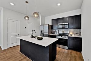 featured image of 310 Arbor Dr