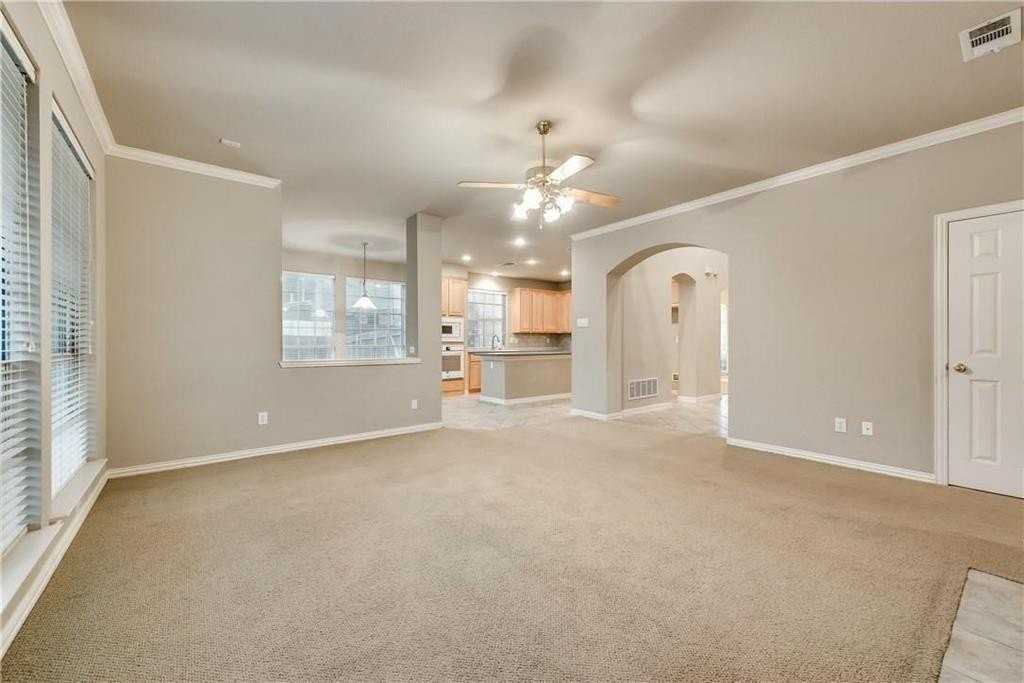 2016 Deer Path Ct - Photo 7 of 26