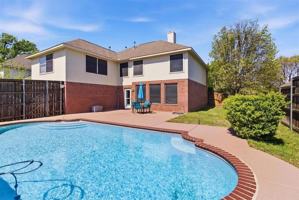 featured image of 1102 Providence Dr