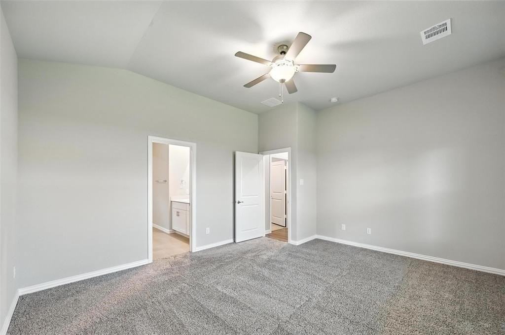 1307 Kirkdale Dr - Photo 6 of 22