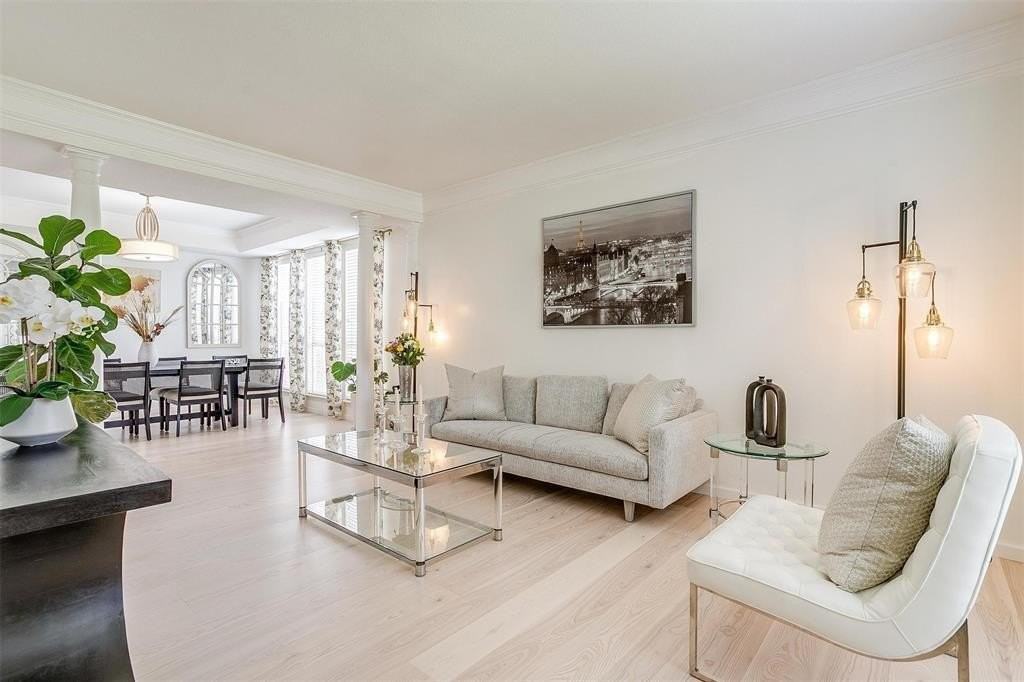 4320 Fairfax Hill Dr - Photo 7 of 40