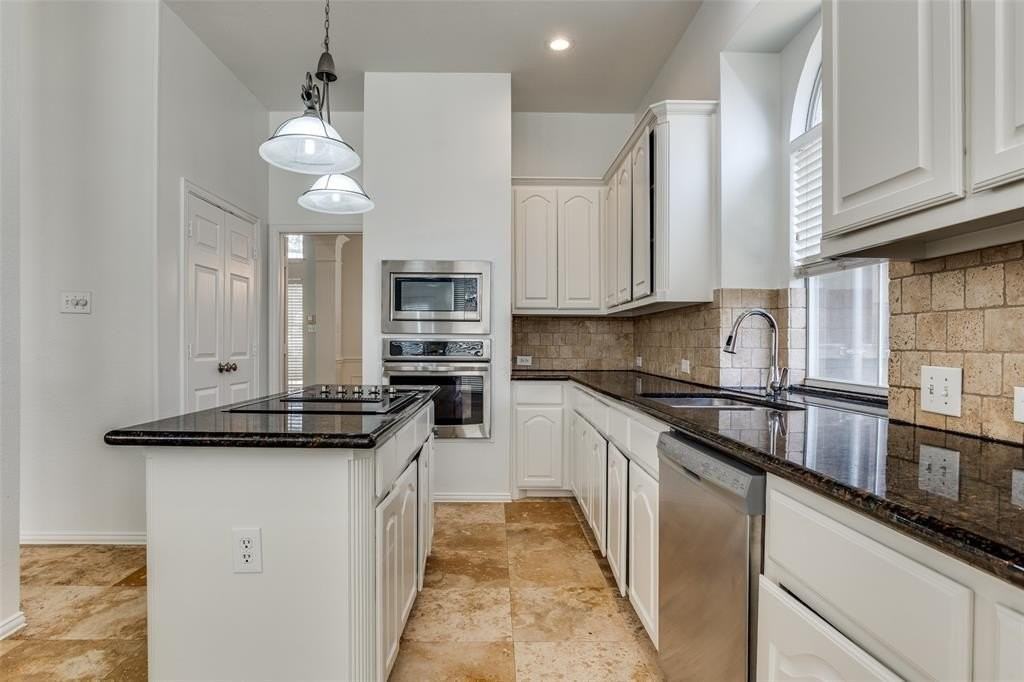 6132 Palomino Dr - Photo 4 of 25