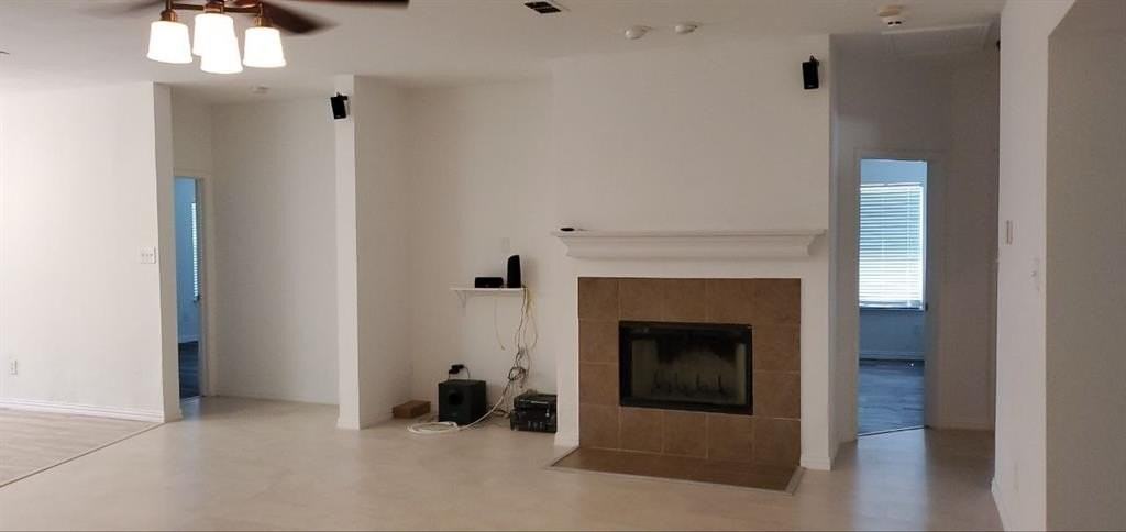 502 Darlene Trl - Photo 2 of 19