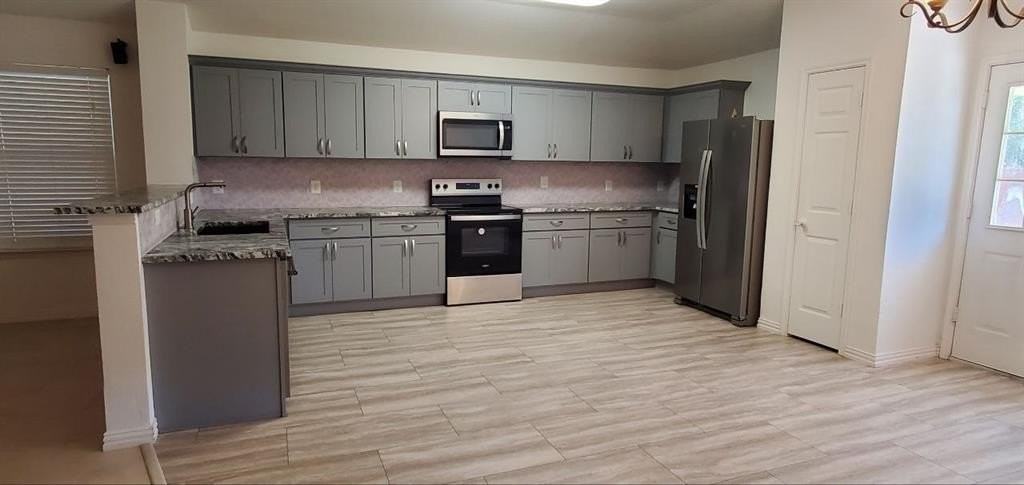 502 Darlene Trl - Photo 5 of 19