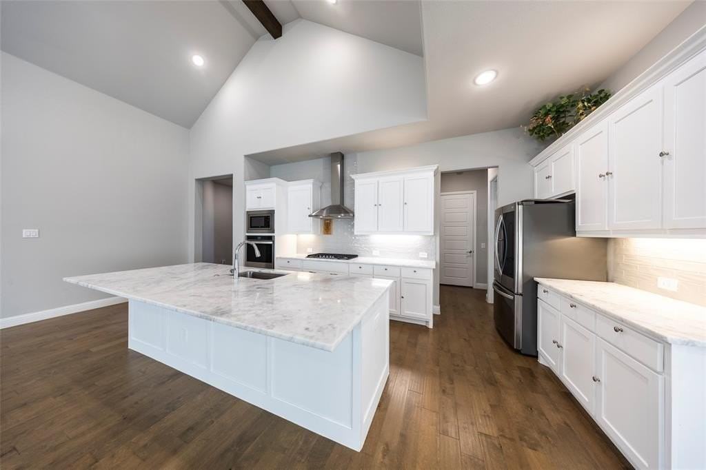 899 Panorama Dr - Photo 4 of 29