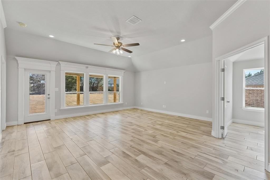 2507 Christine Dr - Photo 7 of 39