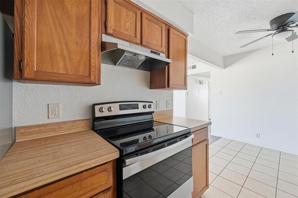 6833 S Creek Dr - Photo 5 of 12