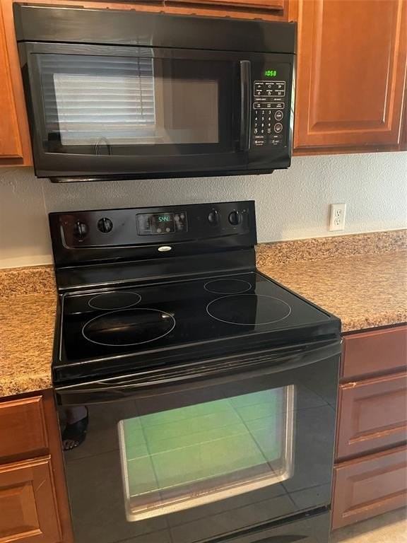 601 Bolivar St - Photo 7 of 23