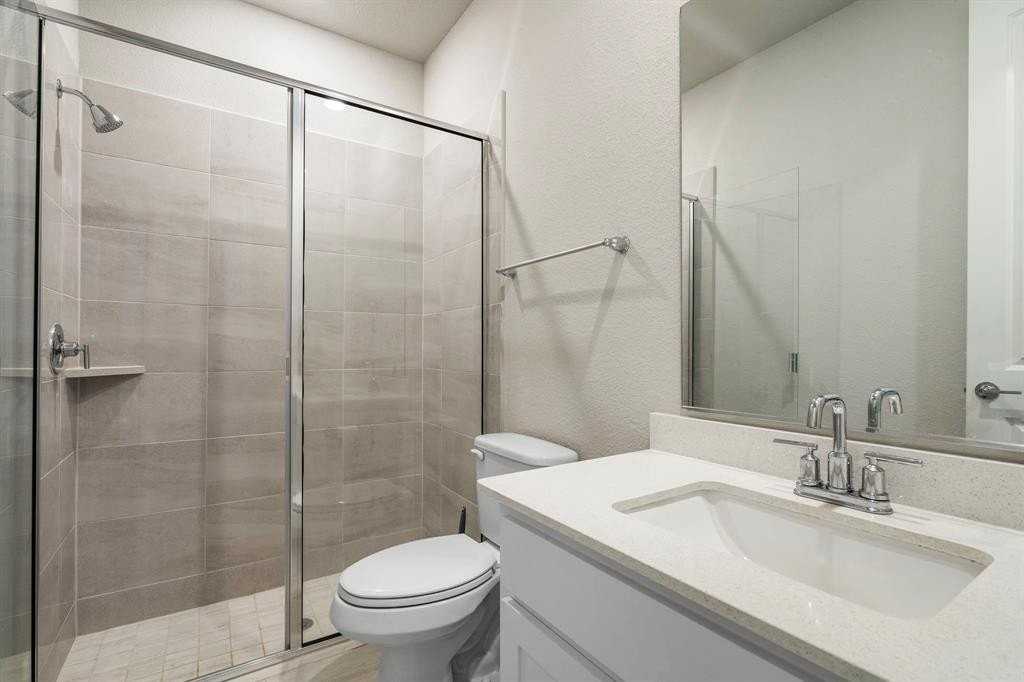 2206 Christopher Ln - Photo 5 of 40