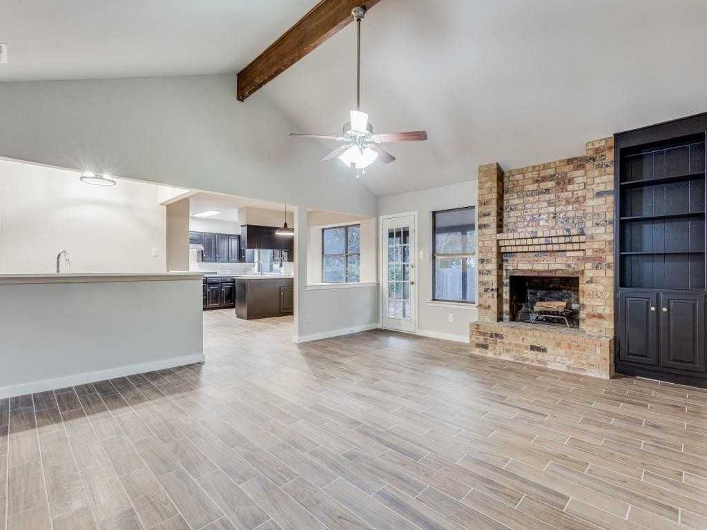 3425 Derby Cir - Photo 2 of 12