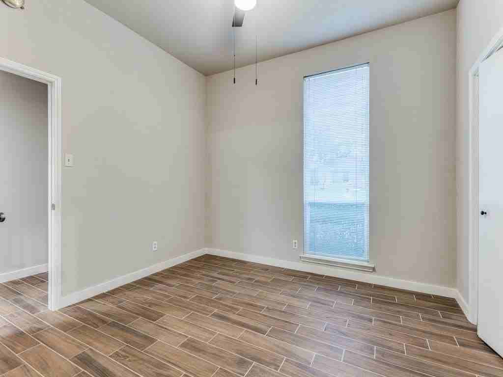 3425 Derby Cir - Photo 6 of 12