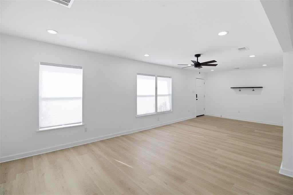 1539 E Woodin Blvd - Photo 5 of 25