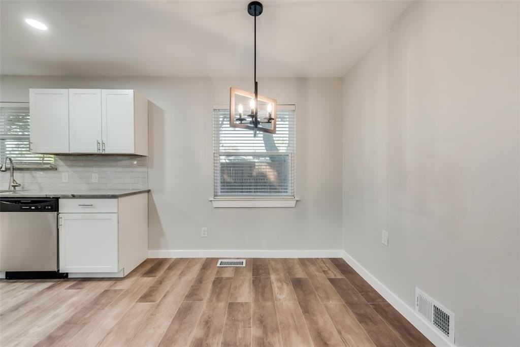 1703 15th Pl - Photo 5 of 16